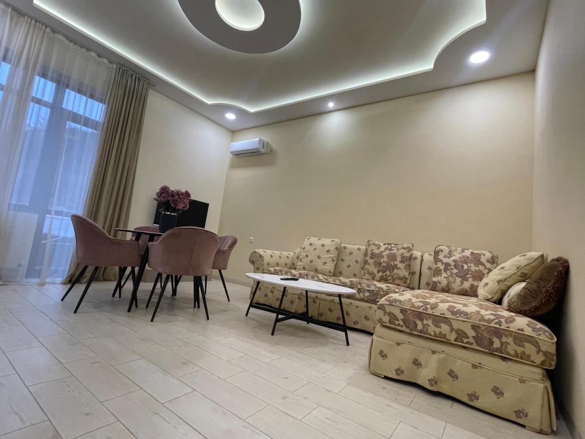 Kamar Hotel Ijevan Exterior foto